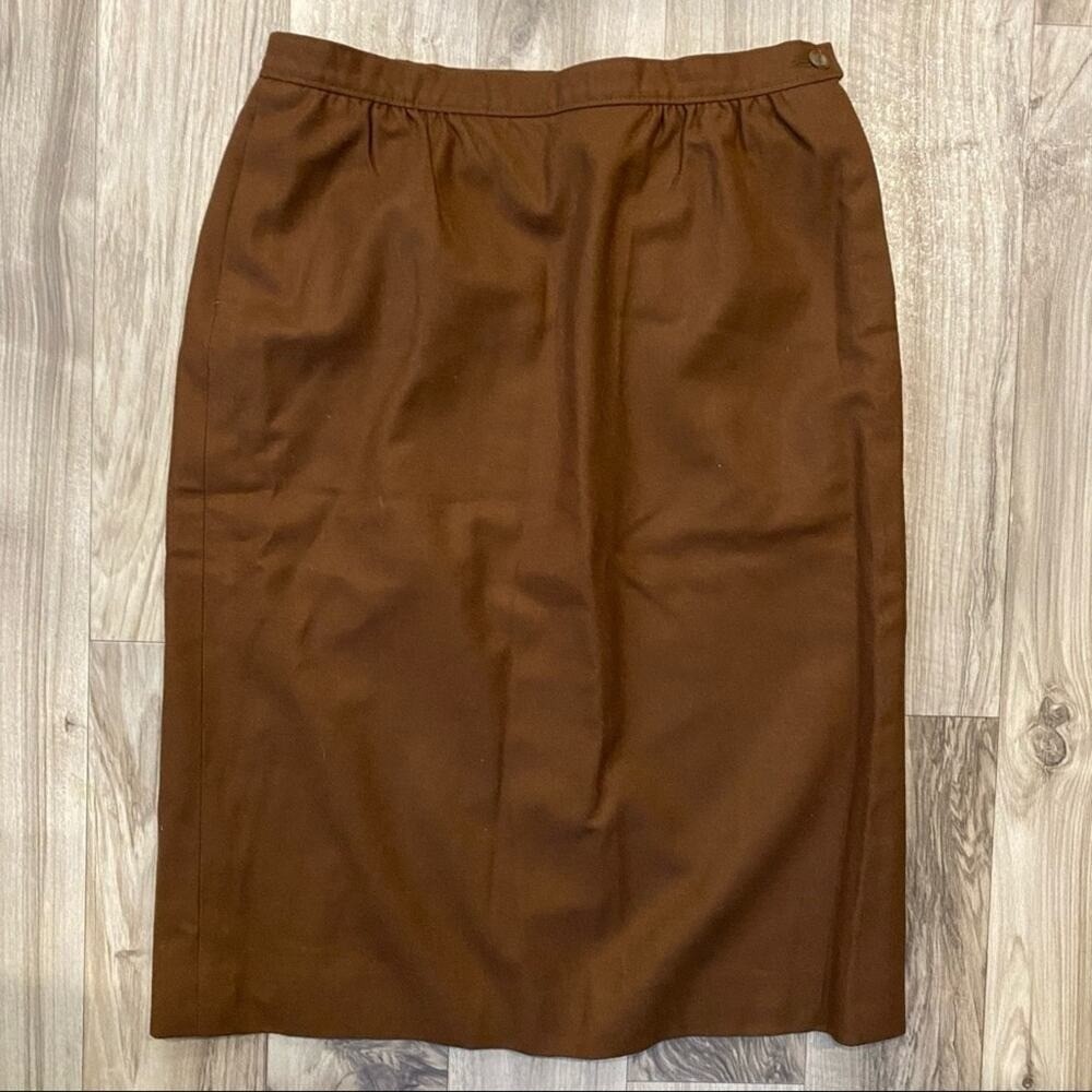 ⁠VTG Petite Pendleton 100% Virgin Wool Cocoa Brown Lined Midi Skirt Size 12⁠